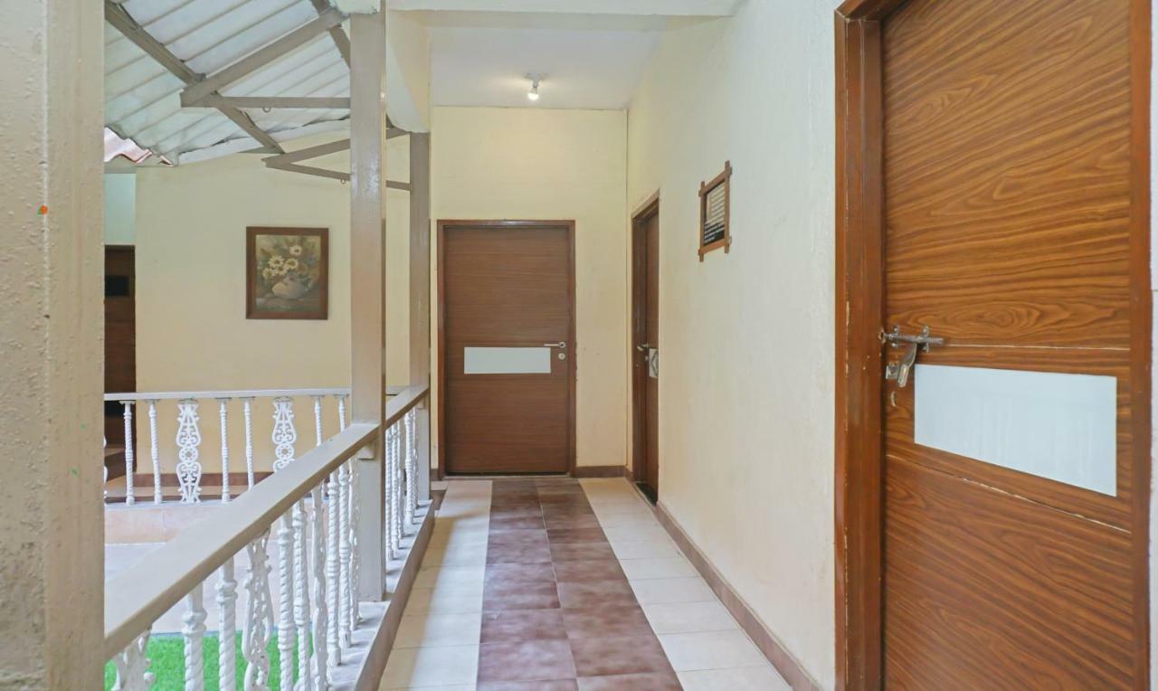 Hotel Lions Den Lonavala Kültér fotó